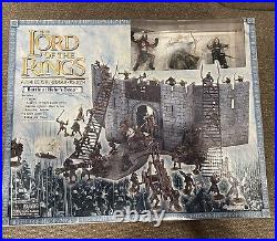 Lord of the Rings Armies of Middle-Earth Battle at Helm's Deep Playset RARE MIB