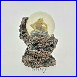 Lord of the Rings Gollum Cliffside Middle Earth Snow Globe Water Globe Figure