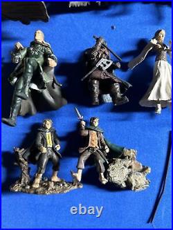 Lord of the Rings Massive 80 Figure Lot Middle Earth Play Along Action Figures
