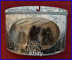 NOS Lord of The Rings Armies of Middle Earth 13 NIP With25 Figures Lot 2003-004