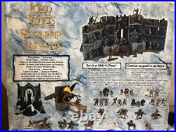 The Lord of the Rings Armies of Middle Earth Battle at Helm's Deep Play Set B