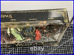 VTG 2005 ToyBiz Lord Of The Rings Elves Of Middle Earth Action Figure Set LOTR